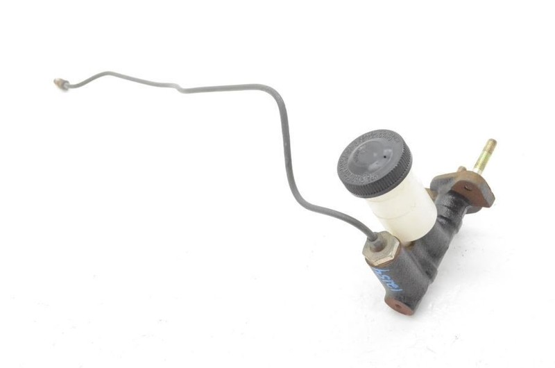 1986-1991 Mazda RX7 FC Vert Clutch Master Cylinder Assembly