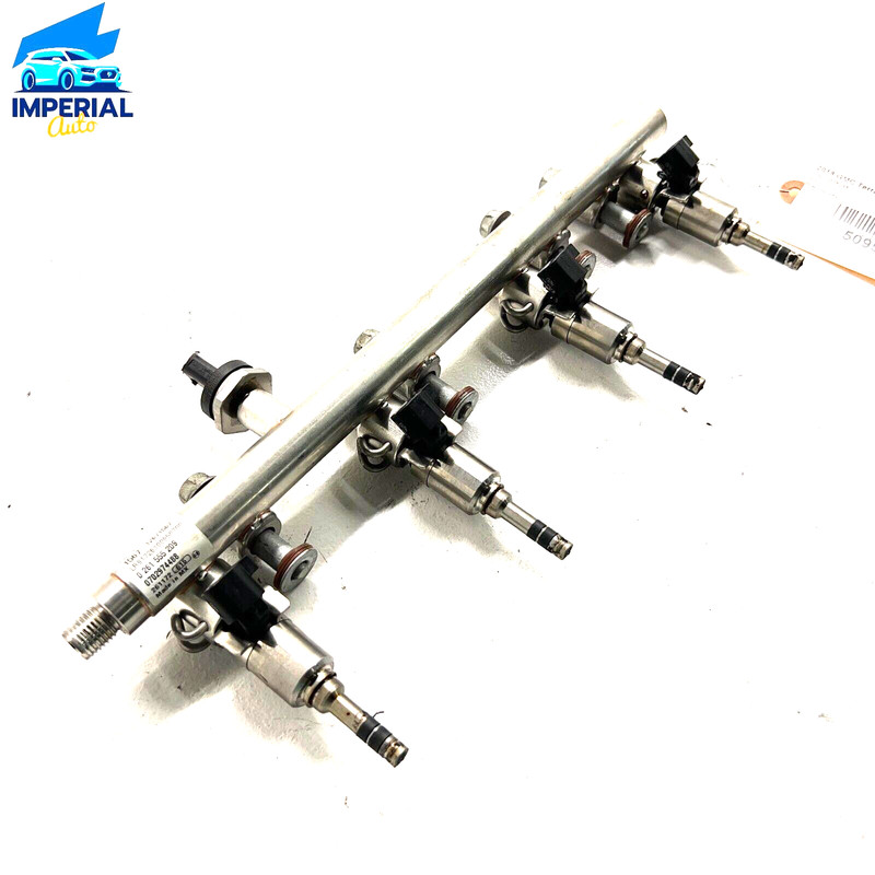 2018-2020 GMC TERRAIN2.0L ENGINE FUEL DISTRIBUTOR RAIL WITH 4 INJECTORS OEM