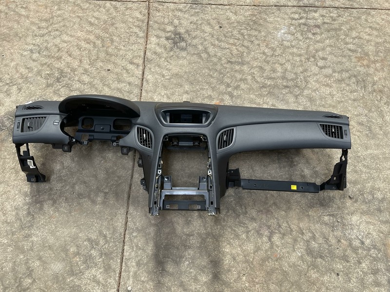 09-12 HYUNDAI GENESIS COUPE DASHBOARD DASH PANEL ASSEMBLY OEM