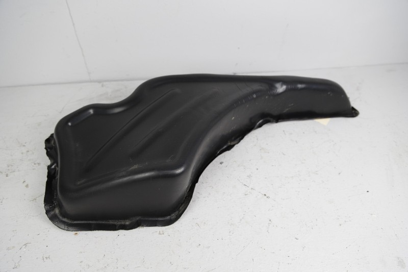 2016 - 2020 BMW X1 F48 FRONT LEFT DRIVER SIDE FENDER INSULATOR SEAL PAD OEM