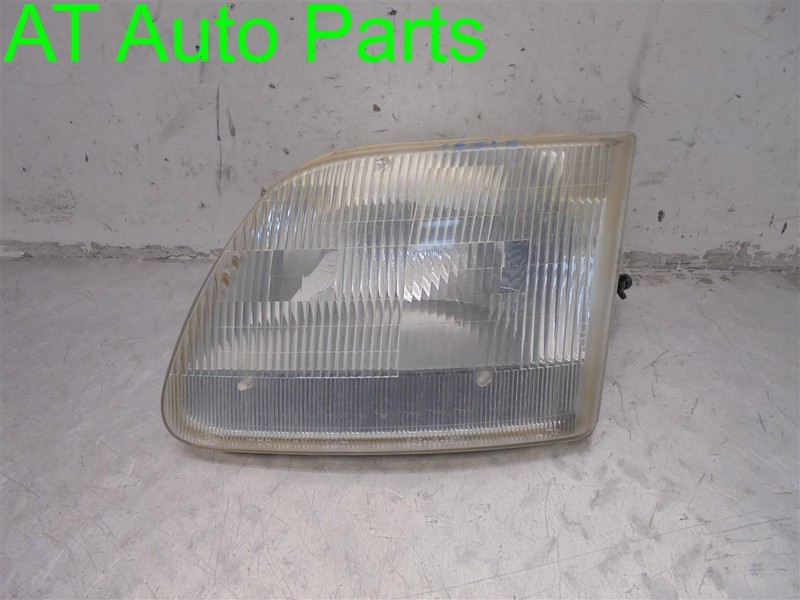 97-02 FORD EXPEDITION F150 DRIVER LEFT HEADLIGHT ASSEMBLY OEM 3L3Z13008DA