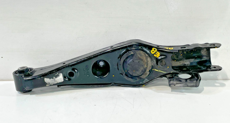 2021-2023 HYUNDAI SANTA FE REAR LEFT SIDE LOWER CONTROL ARM SPRING PERCH #101941