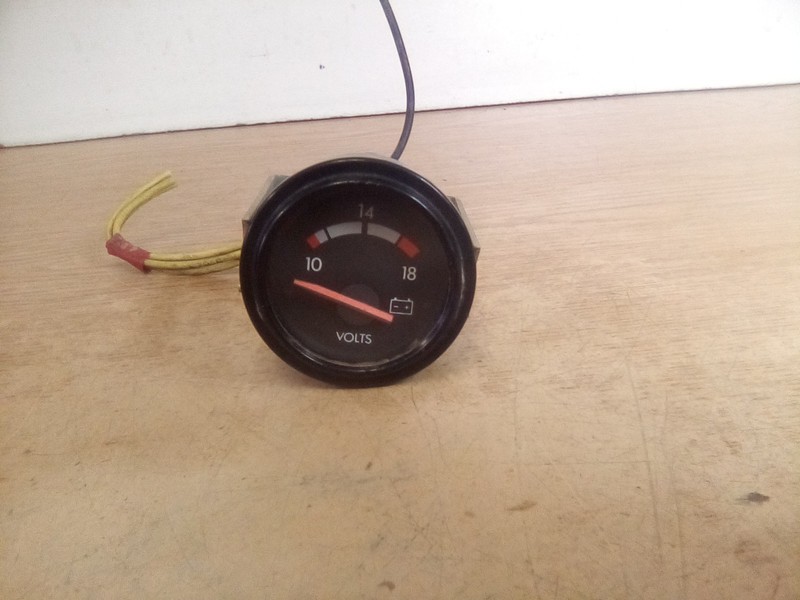 Voltage Gauge 2" 10-18 Volts