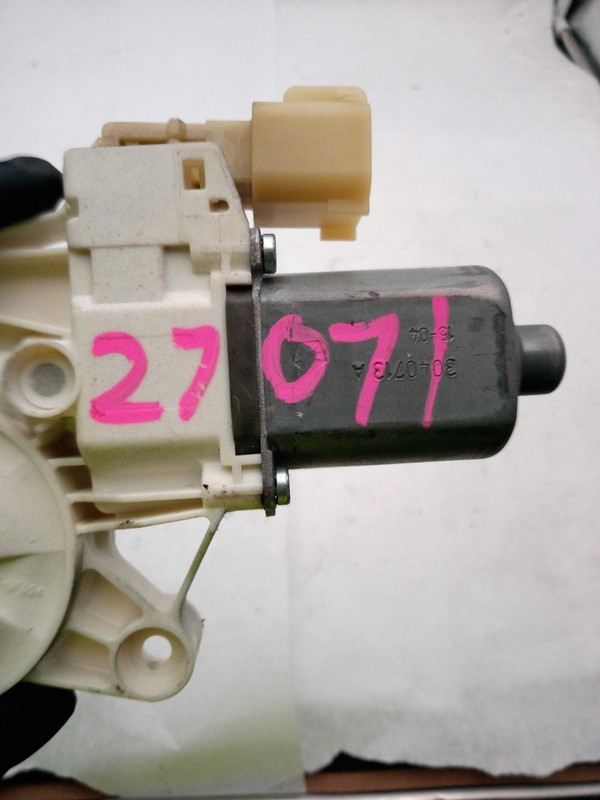 2015 Chrysler 200 Left Window Regulator Motor Grey 273382 135K Miles Used