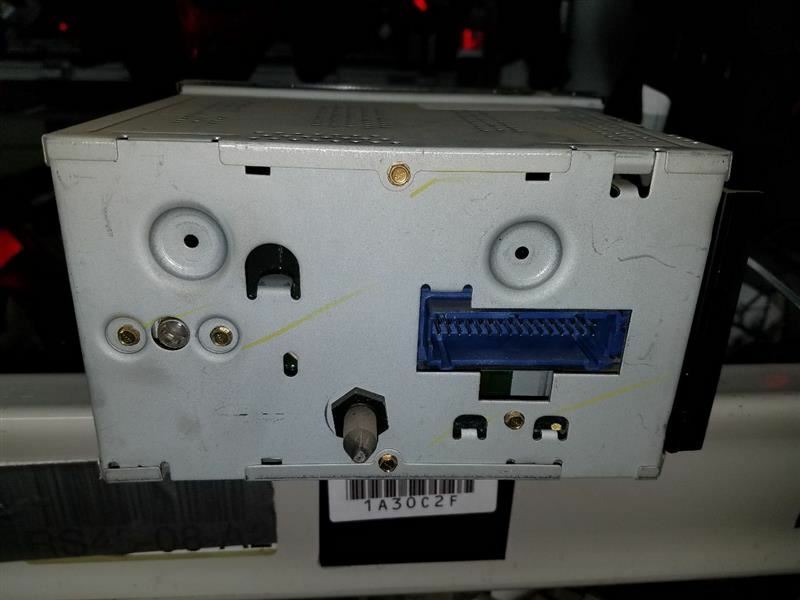Audio Equipment Radio AM Mono-fm Stereo-cassette Fits 97-03 CENTURY 72149