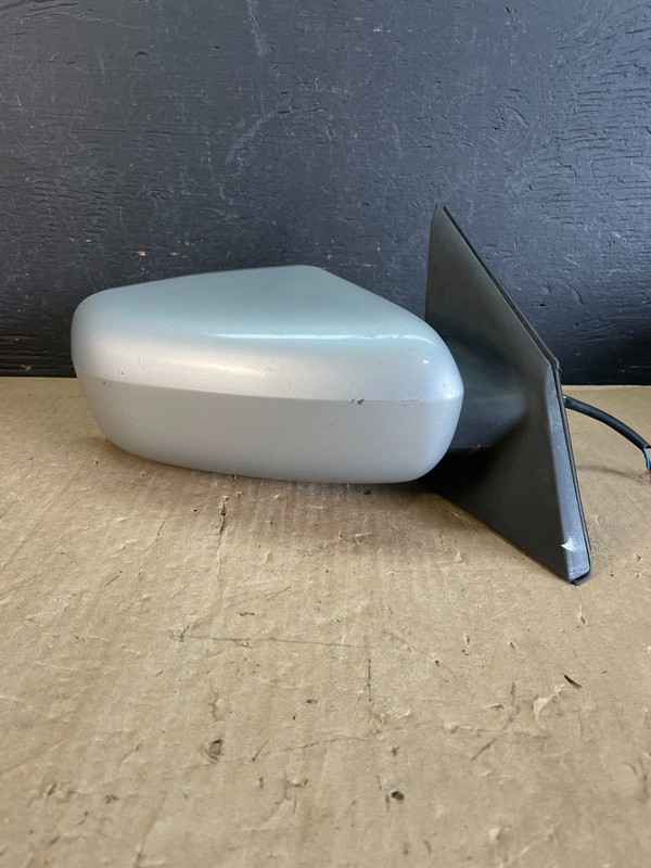 2004-2012 Mitsubishi Galant Right passengerRH View Door Mirror OEM AD5905 DW