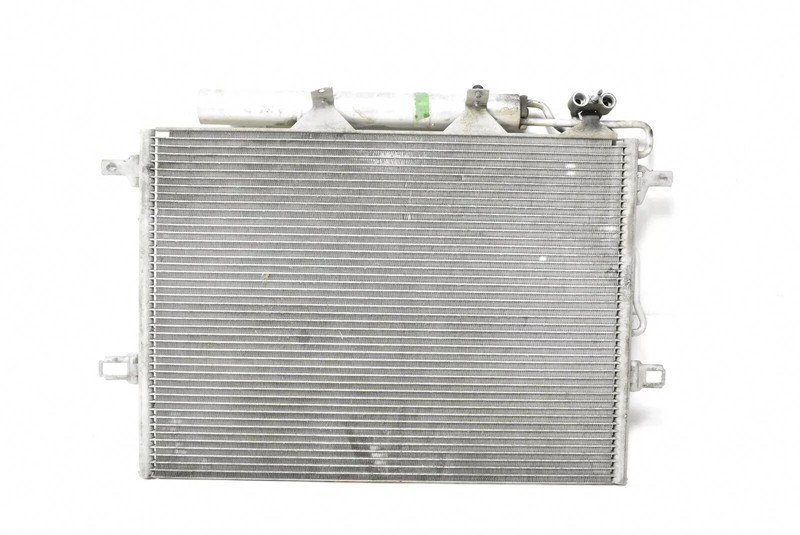 03-09 Mercedes W219 CLS500 Engine Motor Cooling Radiator A/C Condenser Assembly