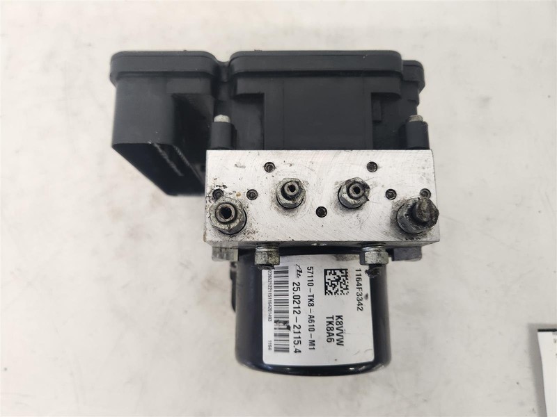 2014-2017 Honda Odyssey Vsa Abs Pump Modulator Accumulator 57111-Tk8-A62