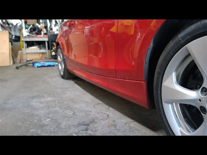2008-2013 128I Right Rocker Panel Moulding 1347762