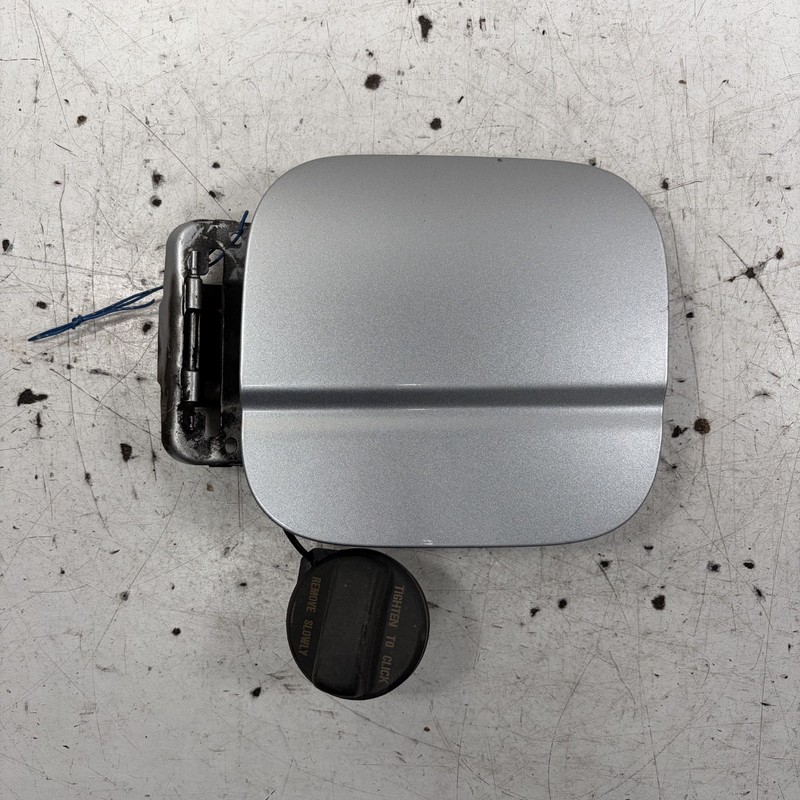 08-12 Honda Accord 4D Gas Door Fuel Filler Lid Silver 63910-TA0-A00ZZ OEM