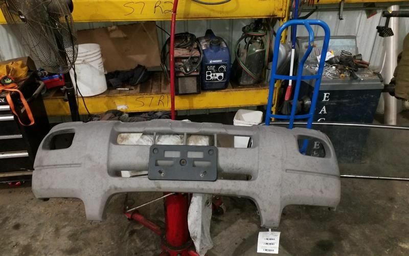 Front Bumper XLT With Wheel Lip Moulding Textured Fits 01-04 ESCAPE 217759