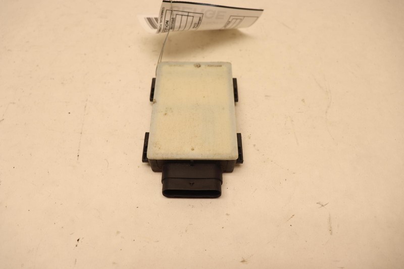2017-2020 BMW 530I G30 REAR BLIND SPOT RADAR DISTANCE CONTROL MODULE SENSOR OEM