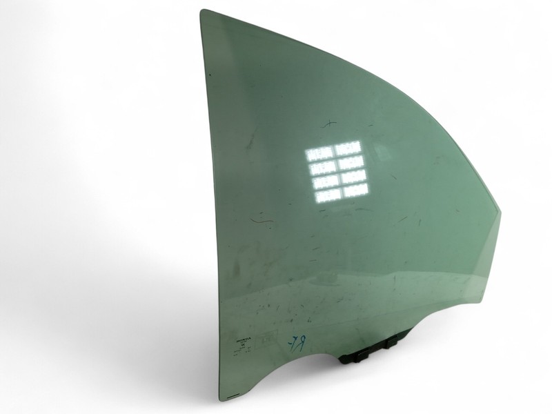 2005 2010 Honda Odyssey Right Passenger Front Door Window Glass OEM 73300SHJA21