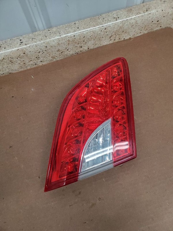Driver Left Tail Light Lid Mounted Fits 13-15 SENTRA 295390