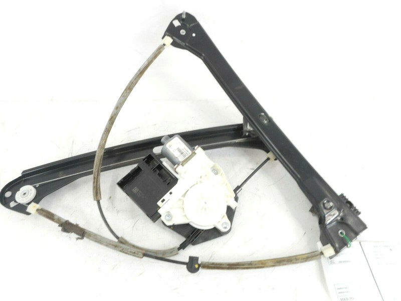 12 Volkswagen Passat Front Passenger Right Door Window Regulator Electric OEM