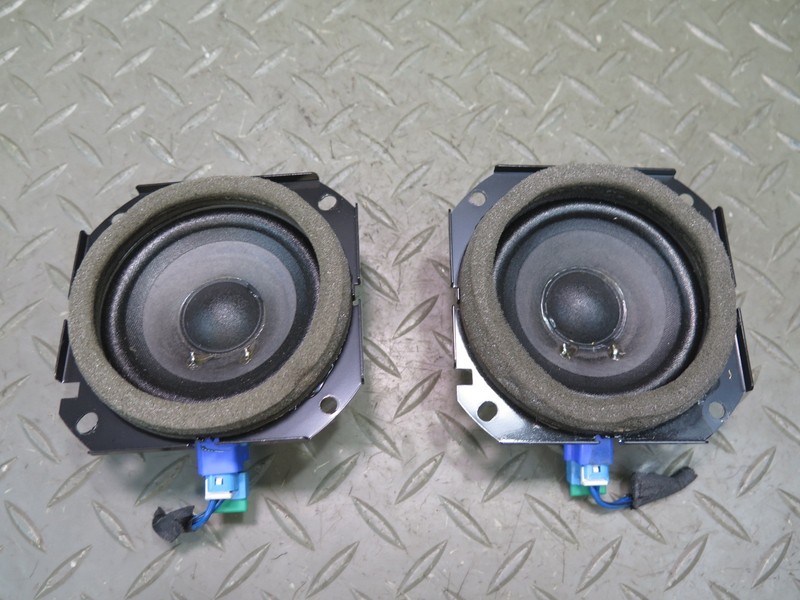 2008-2019 MASERATI GRANTURISMO M145 REAR DECK SHELF BOSE SPEAKER SET OF 2