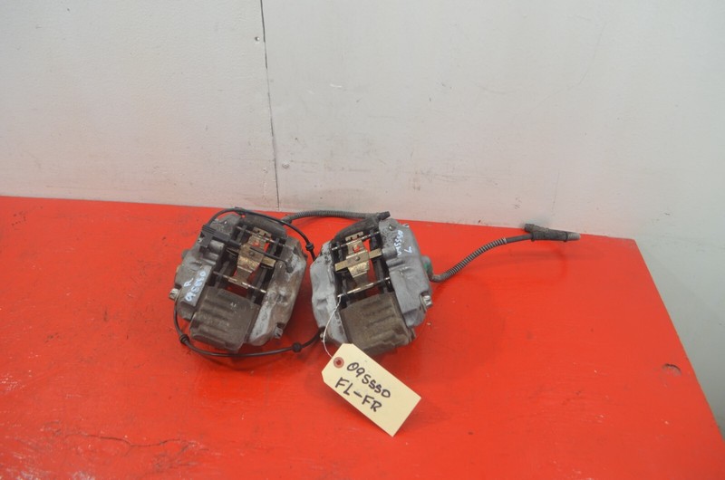 07-13 MERCEDES W221 S550 AWD FRONT LEFT / RIGHT SIDE BRAKE CALIPER SET OEM
