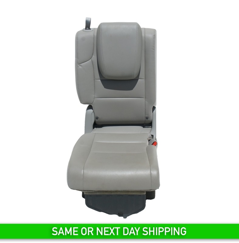 2011 - 2017 HONDA ODYSSEY 3RD ROW SEAT RIGHT PASSENGER SIDE OEM