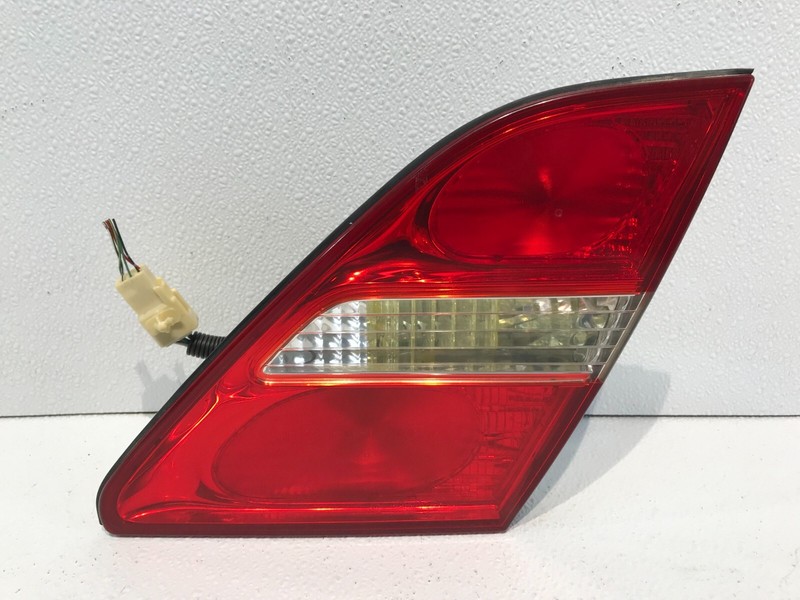 01-03 LEXUS LS430 Trunk Inner Right Passenger Side TAIL LIGHT OEM