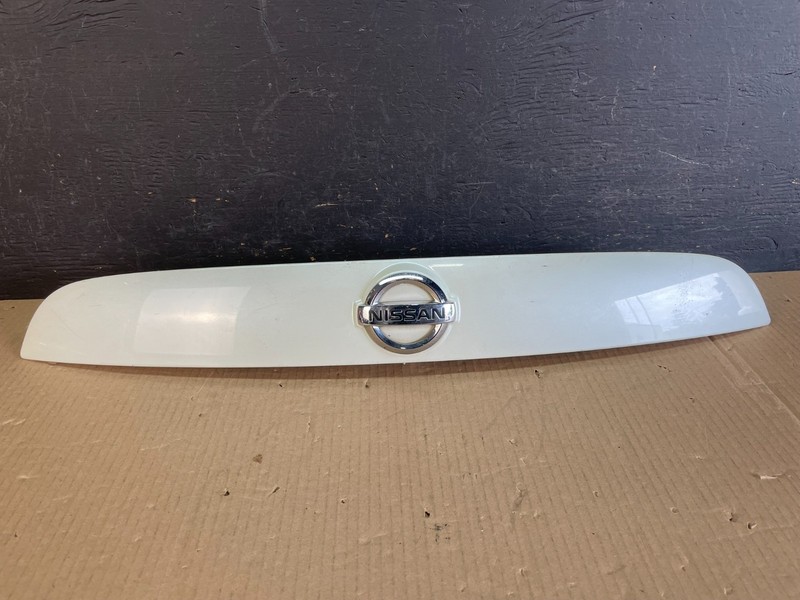 2011-2014 Nissan Juke Rear Trunk Tailgate Liftgate Emblem Panel AE3680 DG