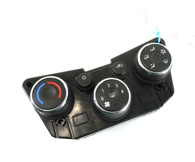 2012 12 Chevrolet Sonic A/C Heat Climate Temperature Control OEM