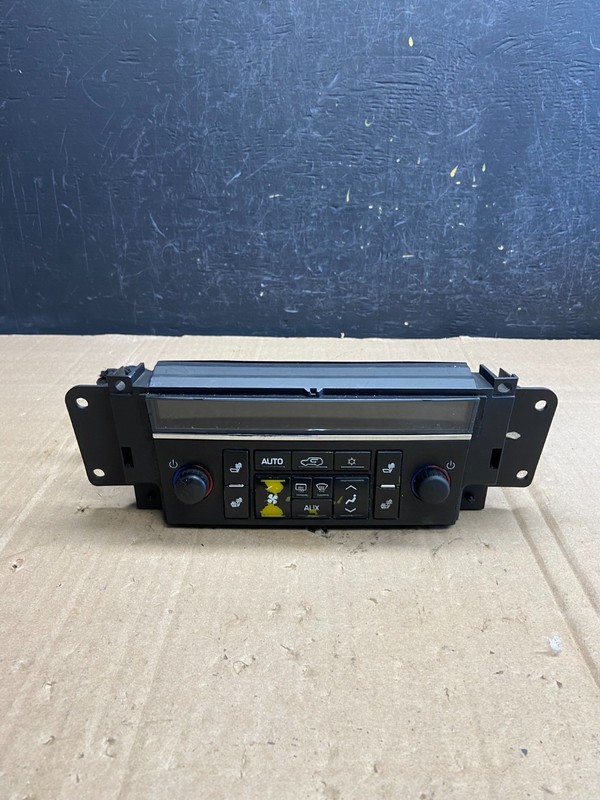 2007 to 2011 Cadillac Escalade AC Heater Climate Control Panel Oem AD7202 DG