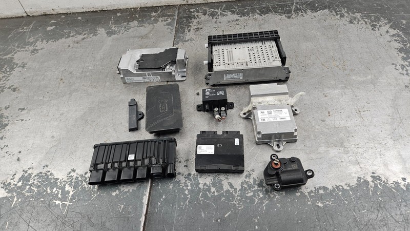 2022 BMW M4 Comp xDrive G82 Body Control Modules / Radio Receiver #3637