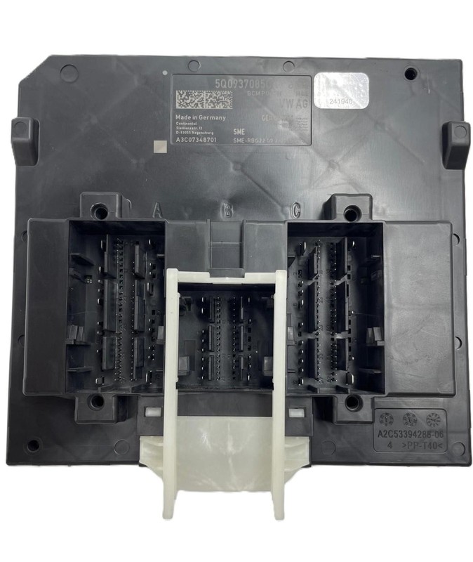 2019-2023 Audi Q3 BCK In Dash Body Control Module 5Q0937085CK Needs Programming
