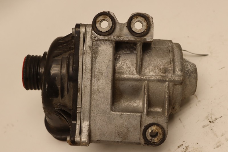2012-2015 BMW 740LI F01 F02 ENGINE COOLANT WATER PUMP OEM