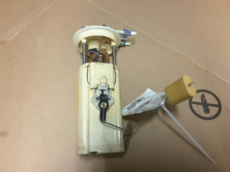 01 CHEVY VENTURE FUEL PUMP PUMP ASSEMBLY EXT WB 120 85497