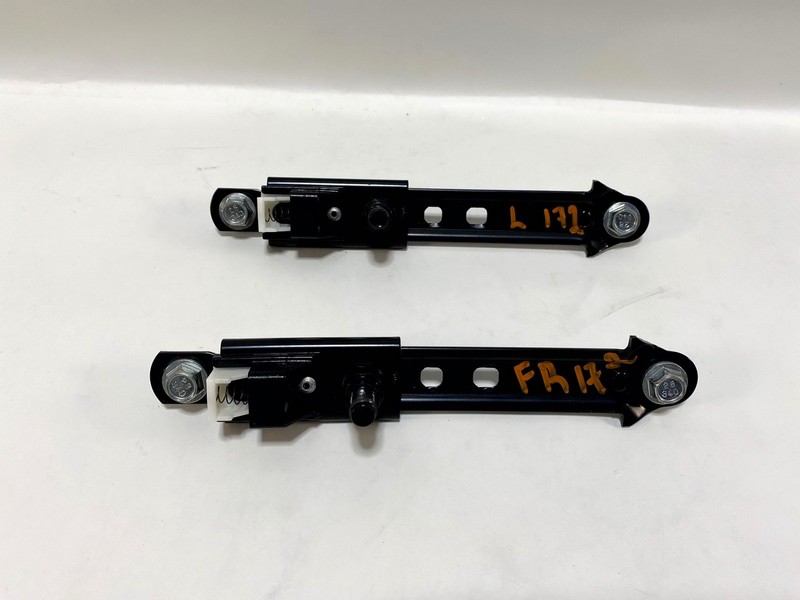 16-20 INFINITI QX60 FRONT LEFT LH & RIGHT RH SEAT BELT HEIGHT ADJUSTER SET 2 OEM