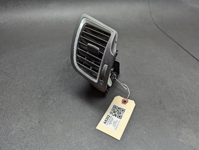 Dashboard Right Air Vent Grille 2017 Acura RDX 77620-TX4-A11ZA 2016 2018