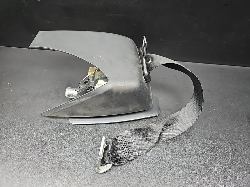 07-09 Mercedes W216 CL550 CL600 Rear Right Side Seat Belt / Trim OEM