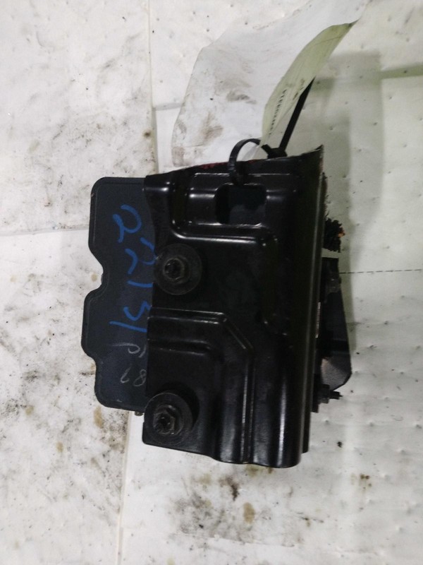 Used ABS Pump and Motor Assembly fits: 2018 Nissan Rogue sport assembly AWD w/o