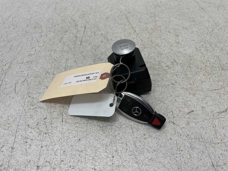 13-16 Mercedes SL400 SL550 R231 Ignition Key Fob Housing Module W/Key 1317 OEM