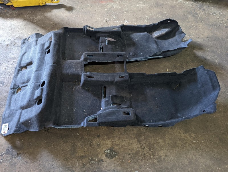 Front Floor Carpet Cover 2017 Chevrolet Trax 42429384 2015 2016 2018 2019 2020