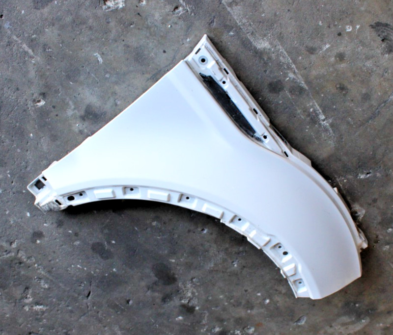 2012-2019RANGE ROVER EVOQUEFENDER SHELL PANELRIGHT PASSENGER White OEM