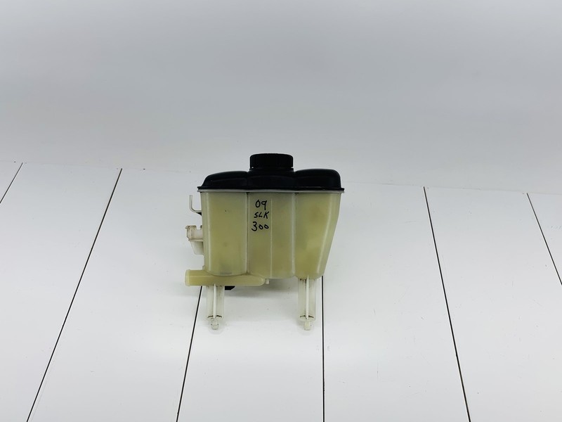 09-11 MERCEDES BENZ SLK300 3.0L GAS ENGINE COOLANT EXPANSION TANK RESERVOIR OEM