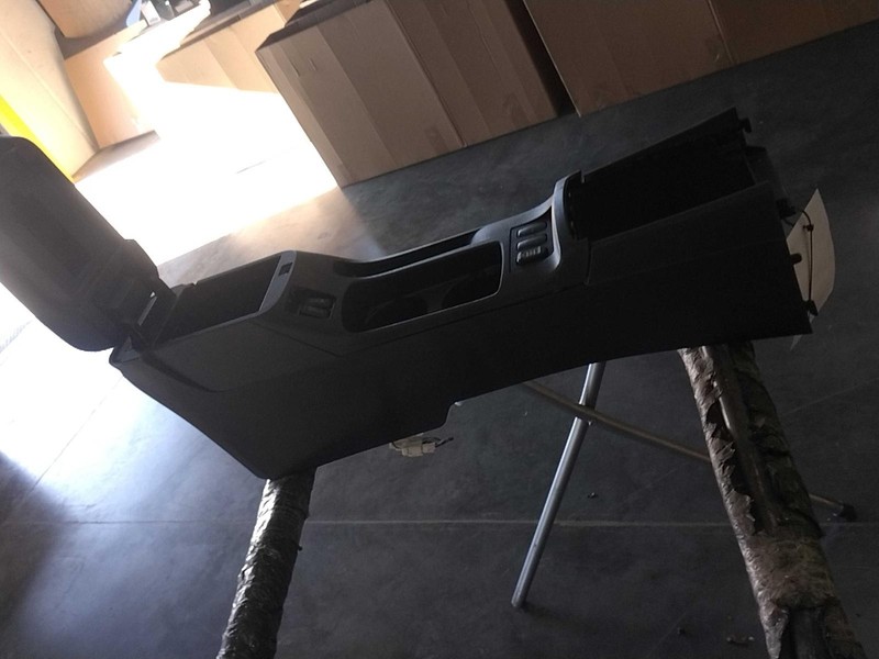 2015 Mitsubishi Lancer OEM Black Center Console, 59K Miles, Warranty 6 Mo.
