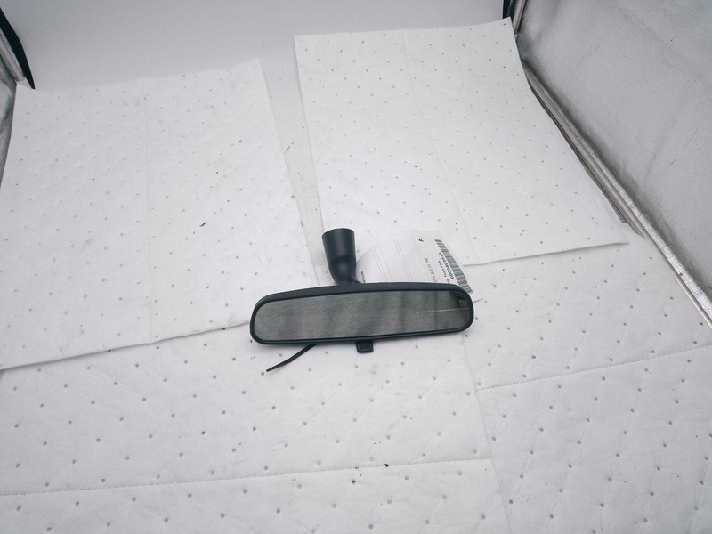 Used Front Center Interior Rear View Mirror fits: 2017 Jeep Renegade manual dimm