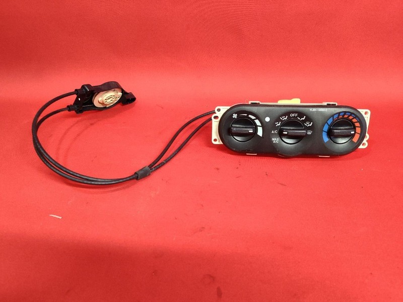 2001-2004 Mazda Tribute 01-07 Escape / Mariner HVAC Climate Control w/ AC