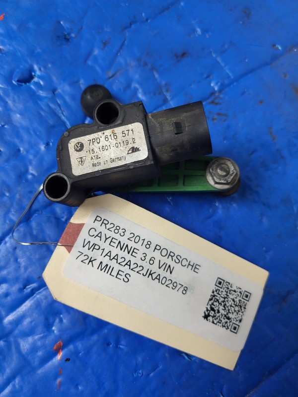 Used Oem Porsche Rear Suspension Left Ride Height Sensor 7P0616571 Cayenne 18