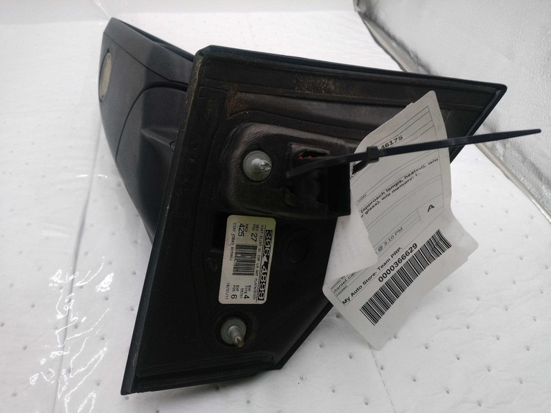 Used Left Door Mirror fits: 2012 Ford Edge Power body color cap approach lamps h