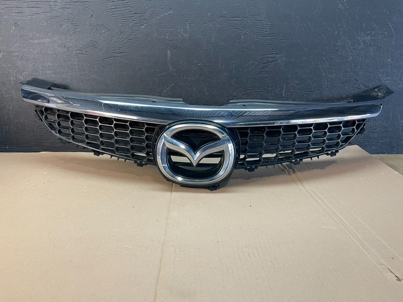 2007 - 2009 Mazda CX9 CX-9 Front Upper Grill Grille Emblem OEM AD8313 DG