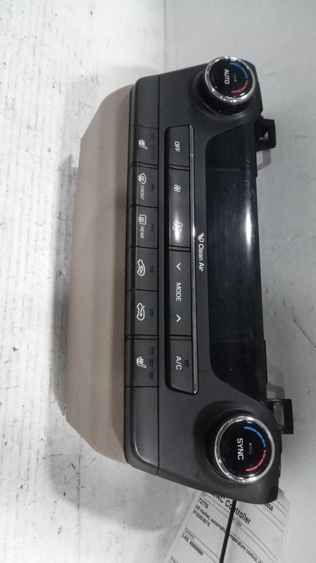 2017 Hyundai Tucson A/C Selector Switch OEM White 97250D3570 90000 Miles