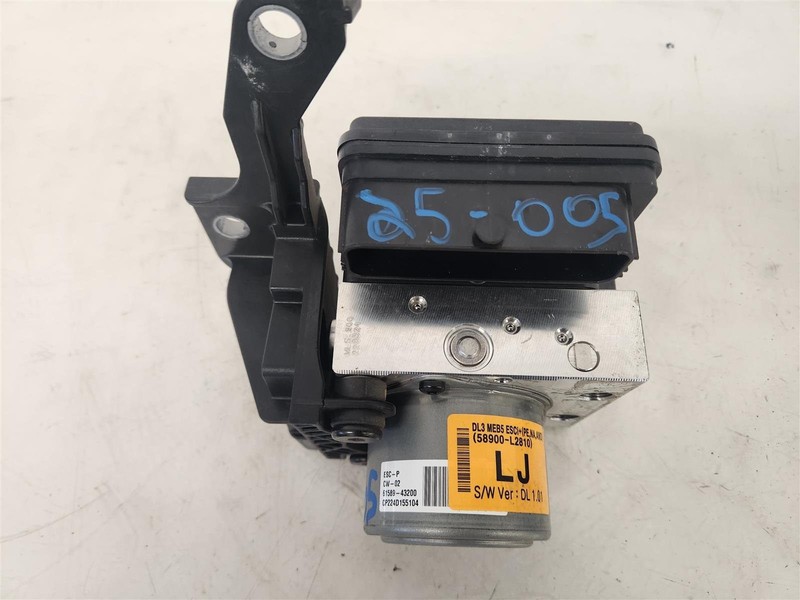 2025 Kia K5 Gt Line Only Vsa Abs Pump Modulator Accumulator Oem Original 1K Mile
