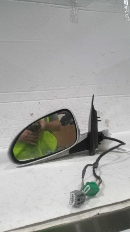Used Left Door Mirror fits: 2012 Buick Enclave Power manual folding opt DS3 w/me