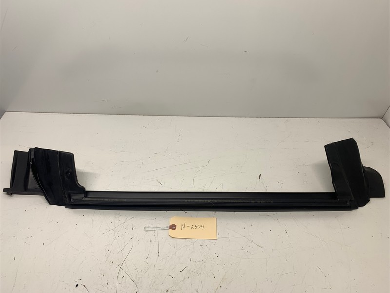 17-22 TESLA MODEL 3 REAR LEFT DOOR WINDOW BELT MOLDING OEM 109050300F 2304 U8