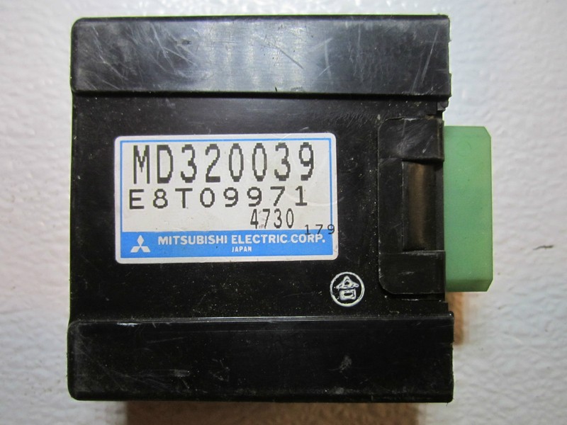COMPUTER ECM ECU CAR MODULE RELAY BCM MD320039 for 94-98 MITSUBISHI GALANT GS