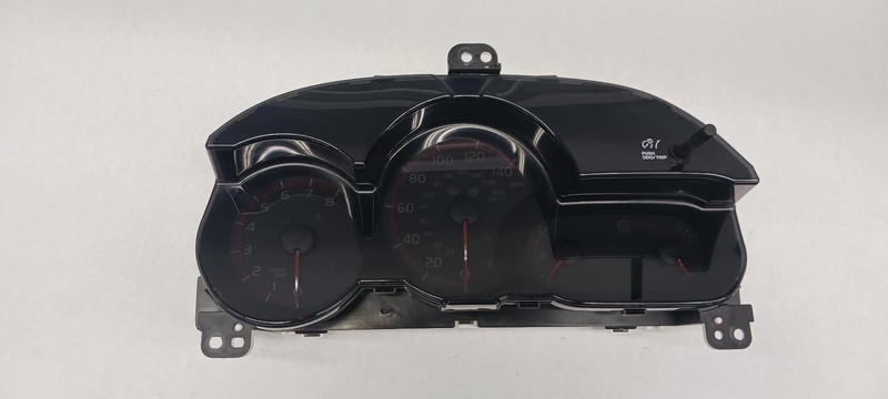 2010 PONTIAC VIBE Speedometer cluster 2.4L FWD 213k miles OEM 09 10